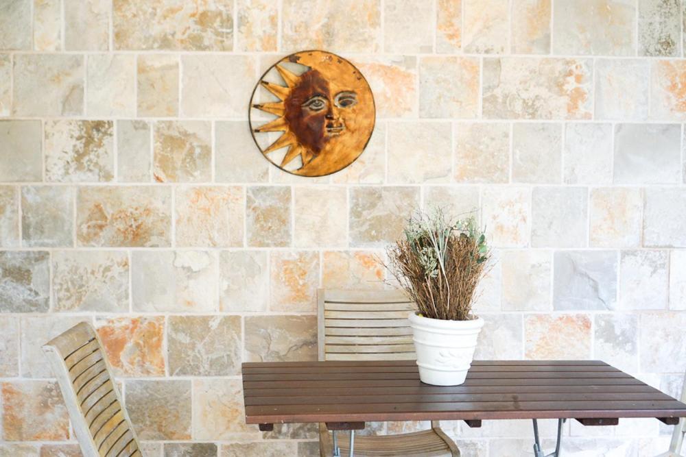 3 Bedroom Beach House With Private Sea Access スラノ エクステリア 写真
